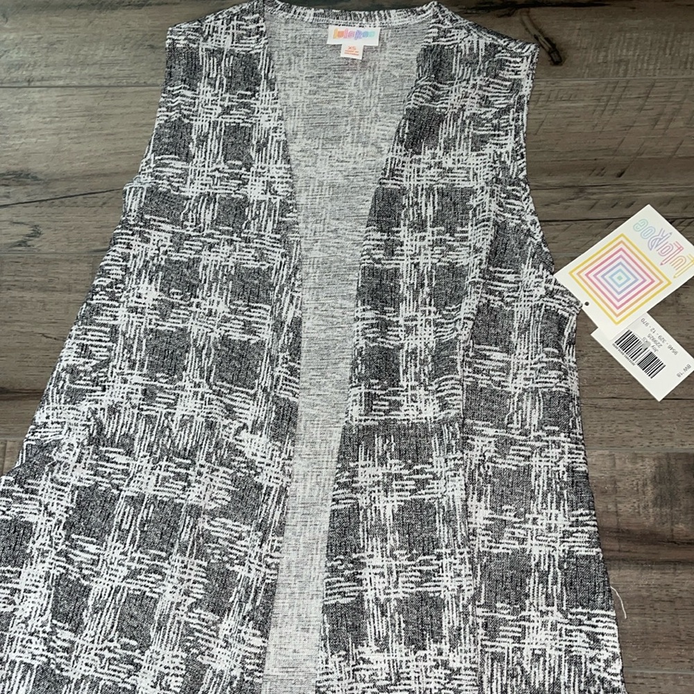 NWT LulaRoe Joy Vest/Sleeveless Cardigan XS